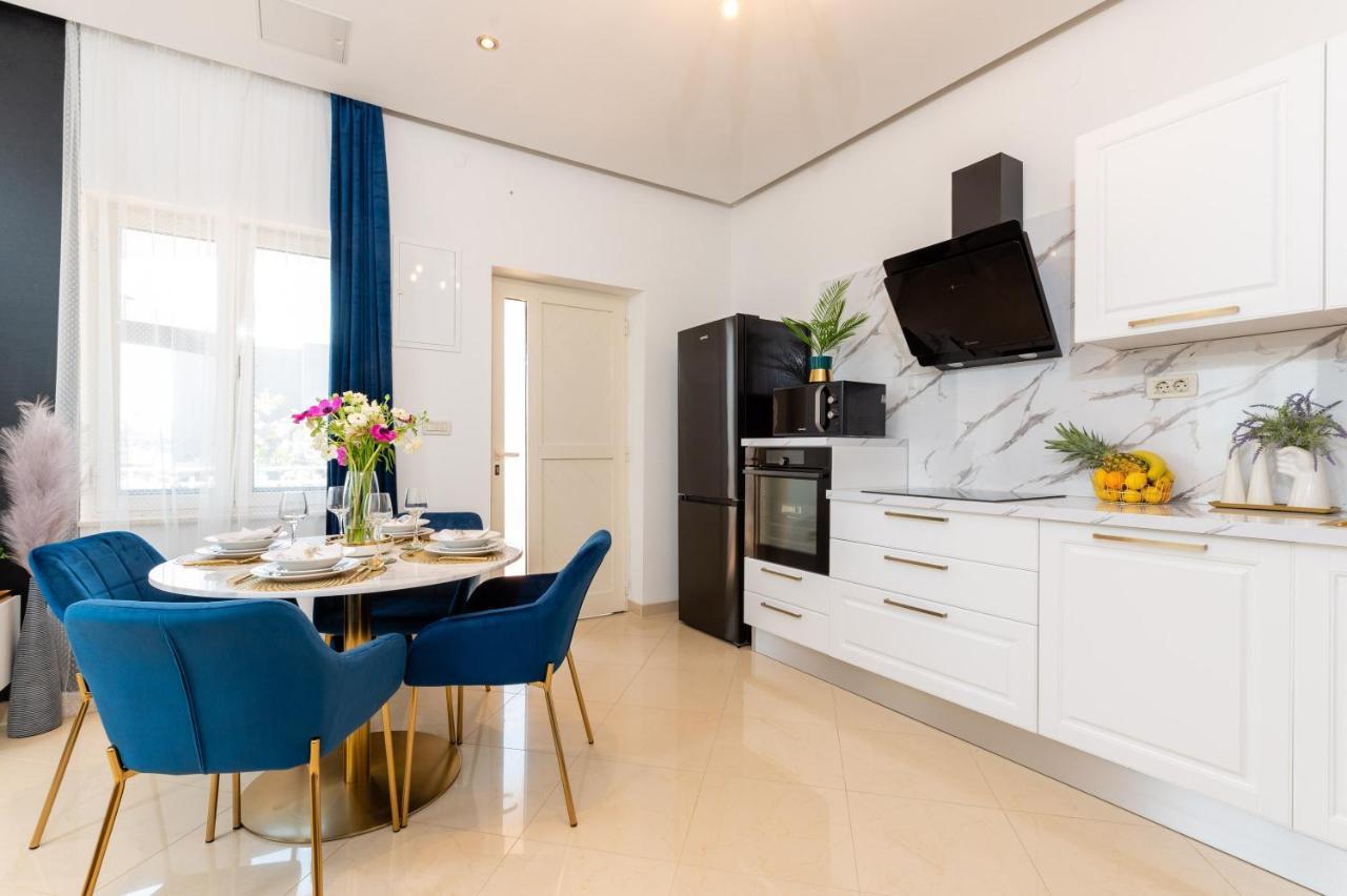 Luxa 5 Min Old Town, 10 Min Airport Apartment โตรกีร์ ภายนอก รูปภาพ