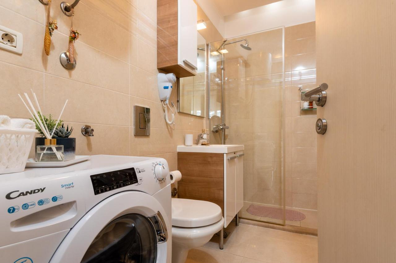 Luxa 5 Min Old Town, 10 Min Airport Apartment โตรกีร์ ภายนอก รูปภาพ