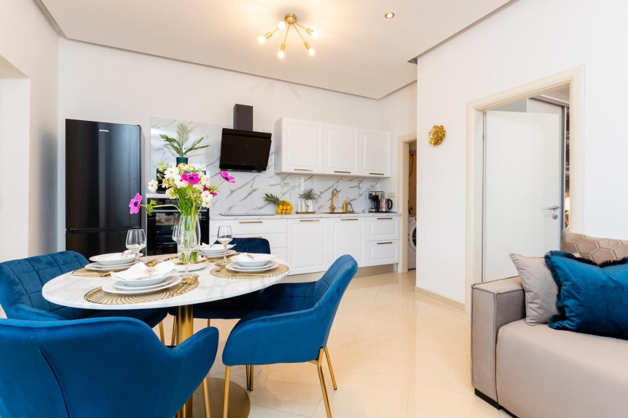Luxa 5 Min Old Town, 10 Min Airport Apartment โตรกีร์ ภายนอก รูปภาพ